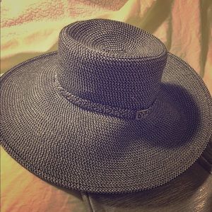 Wide brim sun shade hat